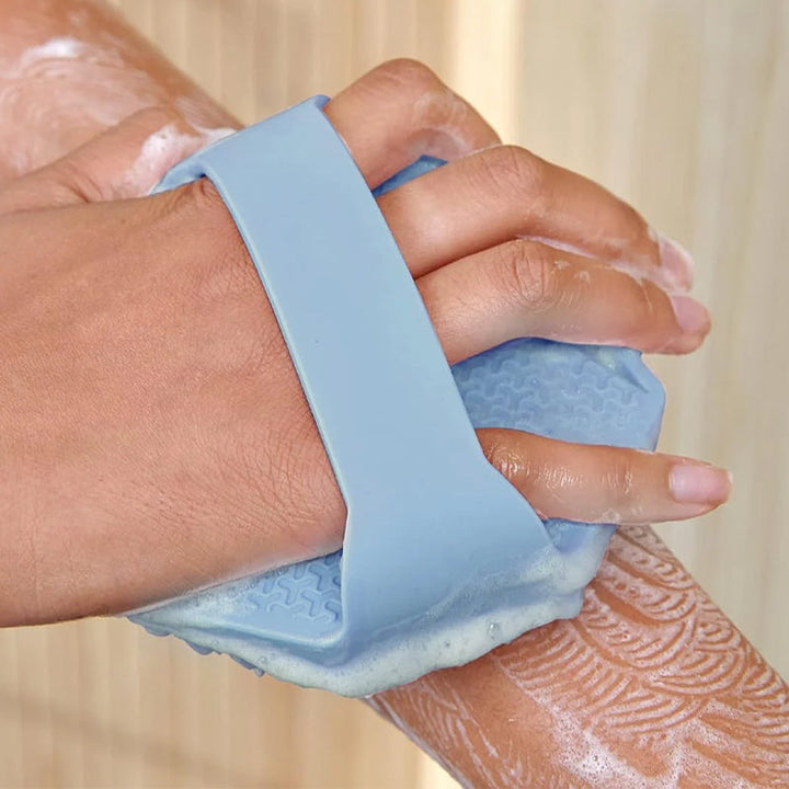 Lisslune | HexaScrub - Modern Silicone Body Scrubber