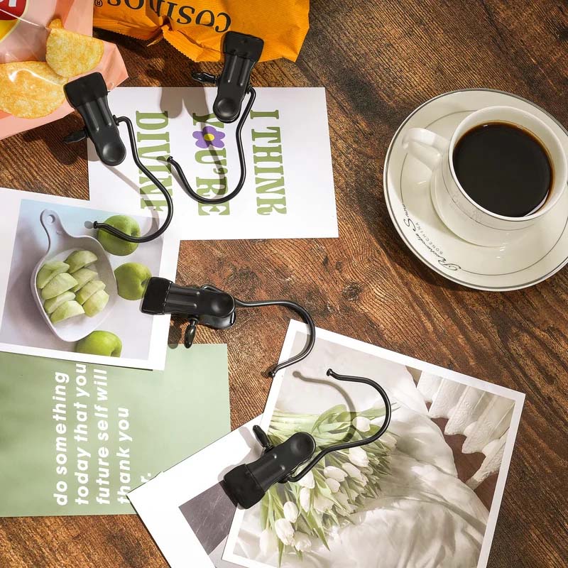 Lisslune | Space-saving portable travel hanger clips
