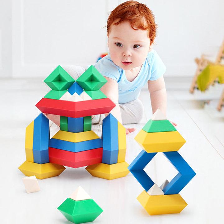 Lisslune | Pyramids that stack the blocks