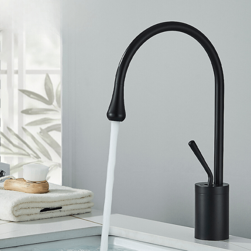 Lisslune | Brushed Gold Bathroom Faucet – RegalStream