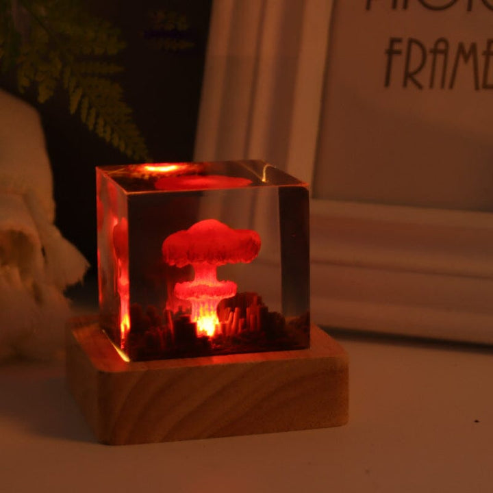 Lisslune | Resin lamp with explosive bombs