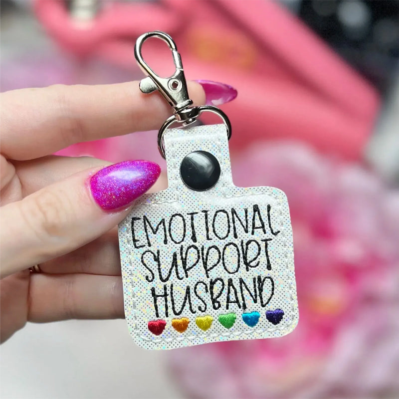 Lisslune | Rainbow Hearts Keychain