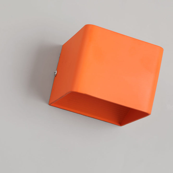 Lisslune | OrrSquare – Modern square wall lamp for stylish lighting