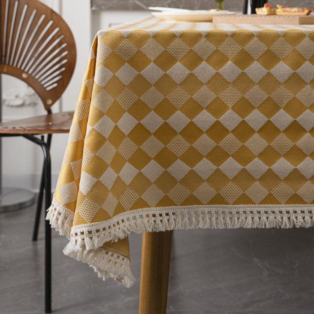 Lisslune | Heritage Checkered Tablecloth