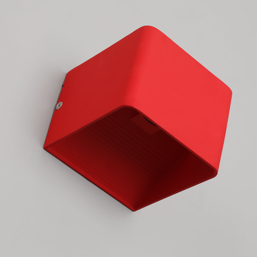 Lisslune | OrrSquare – Modern square wall lamp for stylish lighting