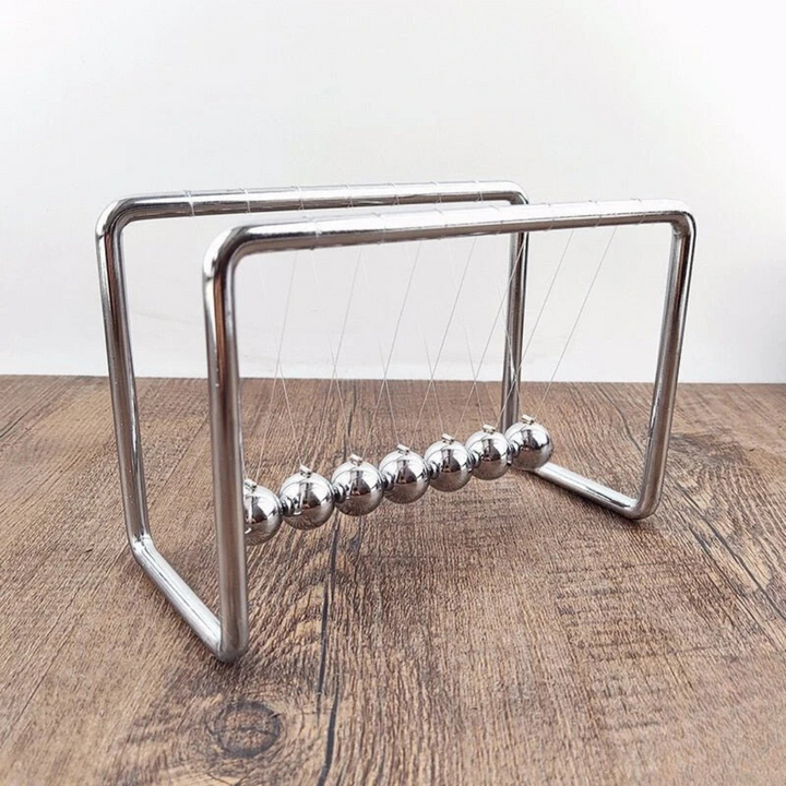 Lisslune | Silver Newton Pendulum Balance Balls Desk Toy