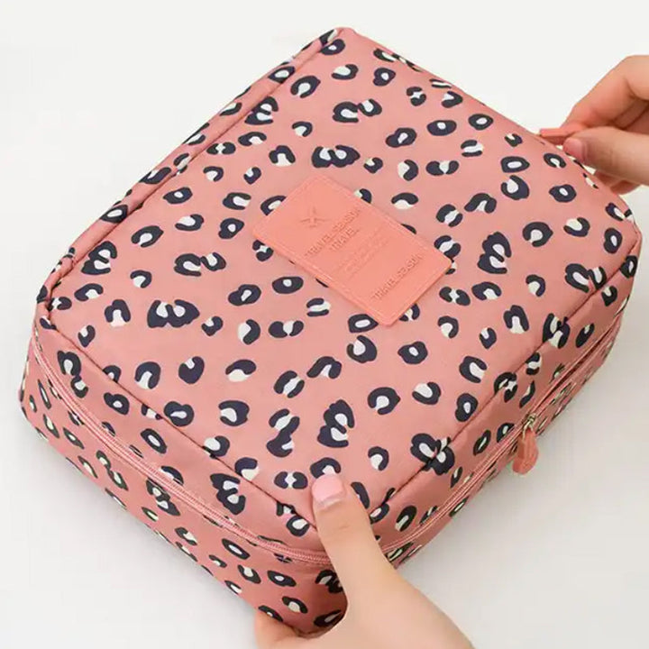 Lisslune | Travel Hanging Cosmetic Bag
