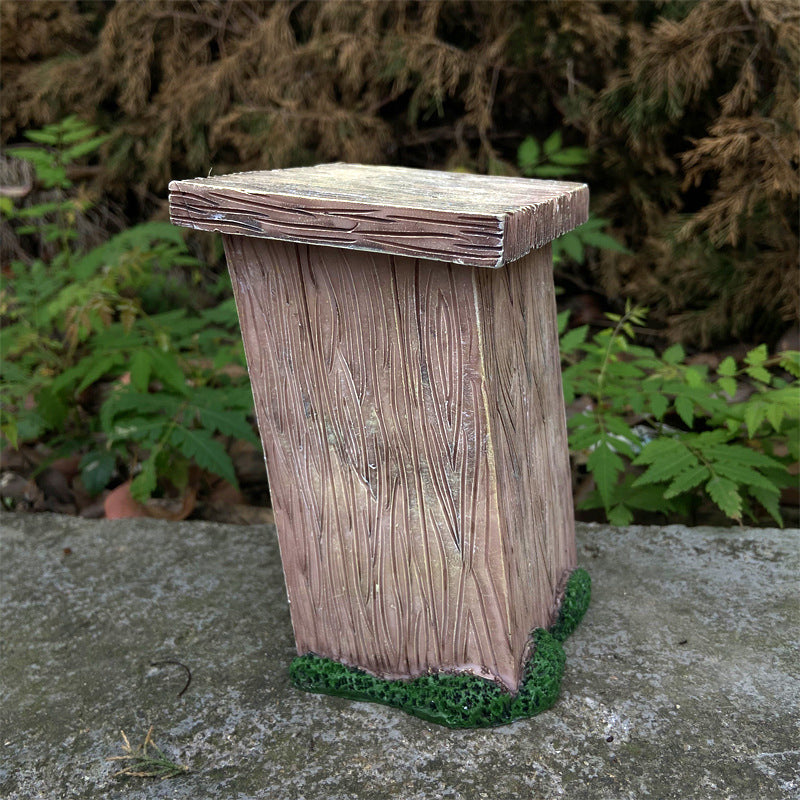 Lisslune | Funny Gnome Garden Statue