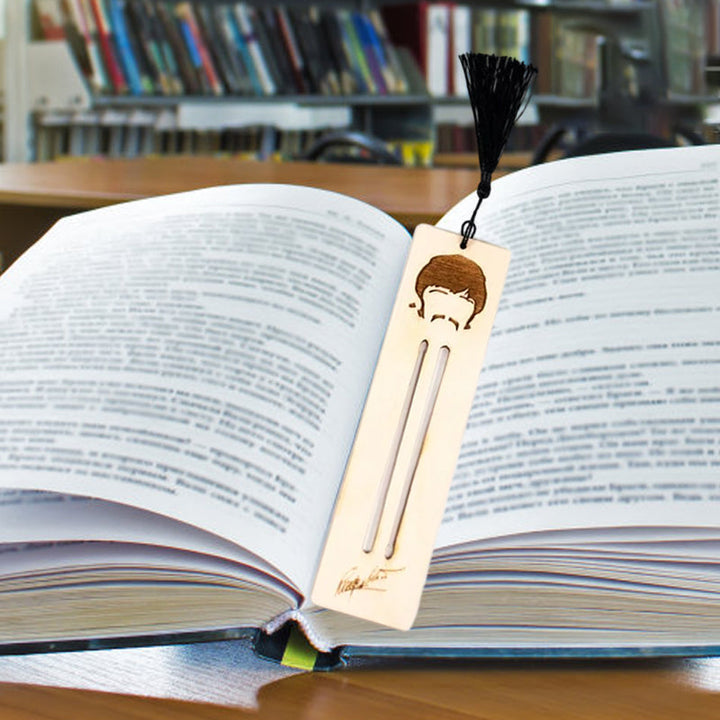 Lisslune | Rockband Bookmark