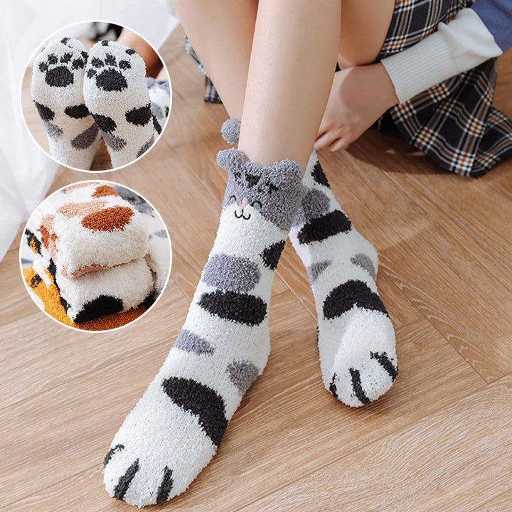 Lisslune | Fuzzy Socks with Cat Paws
