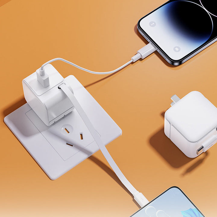 Lisslune | Charger with retractable charging cable