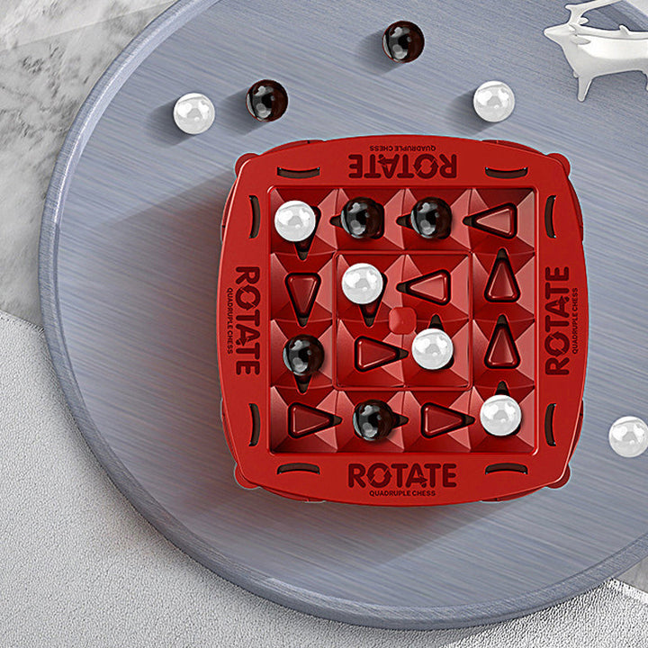Lisslune | Rotating Black and White Chess