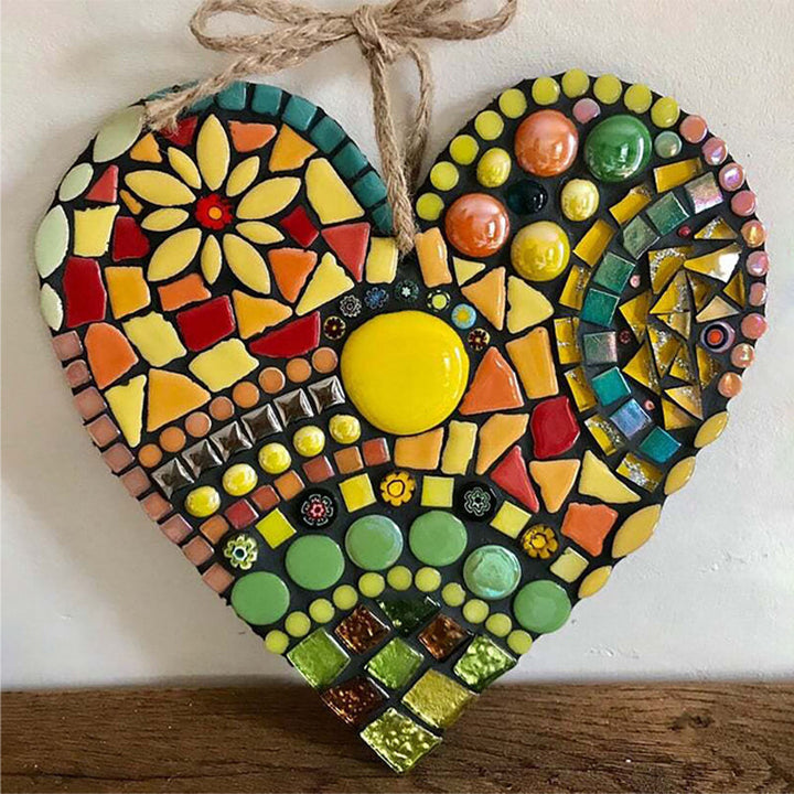 Lisslune | Large Garden Mosaic Heart Decoration