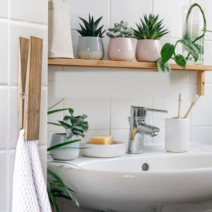 Lisslune | Clothespin Bathroom Towel Holder