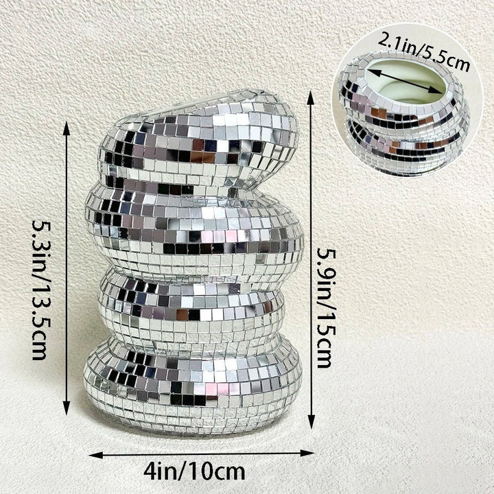 Lisslune | GlamSphere – Mirror-clad Discovase with retro charm and modern flair