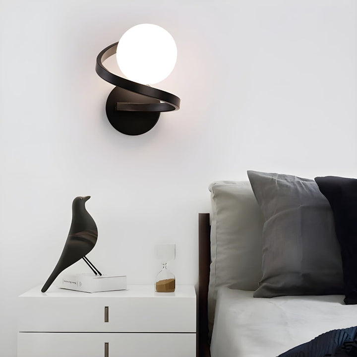 Lisslune | LumiSpire – Spiral LED wall light with modern design