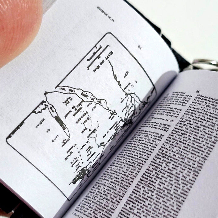 Lisslune | Mini Book Bible Keychain