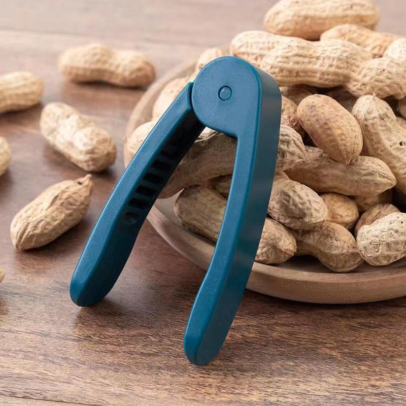 Lisslune | Peanut Seed Peel Plastic Peanut Clip