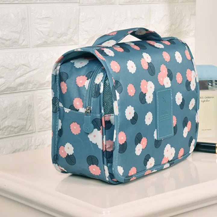 Lisslune | Travel Hanging Cosmetic Bag