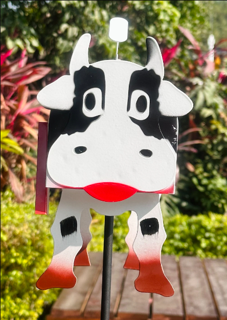 Lisslune | Mailbox for Livestock