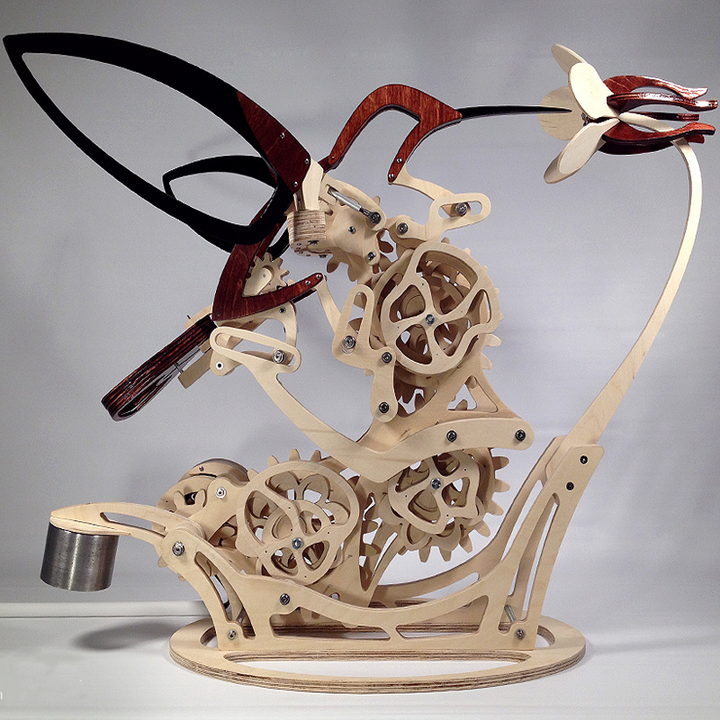 Lisslune | Wood Kinetic Hummingbird Sculpture