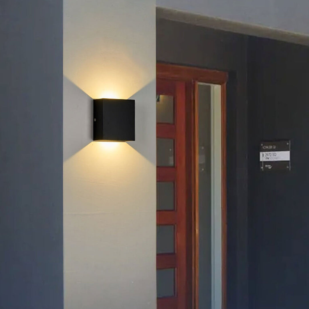 Lisslune | Smart LED Wall Light with Motion Sensor – Indoor & Outdoor Modern Lighting
