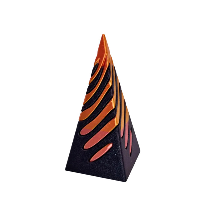 Lisslune | Impossible Pyramid Passage Sculpture