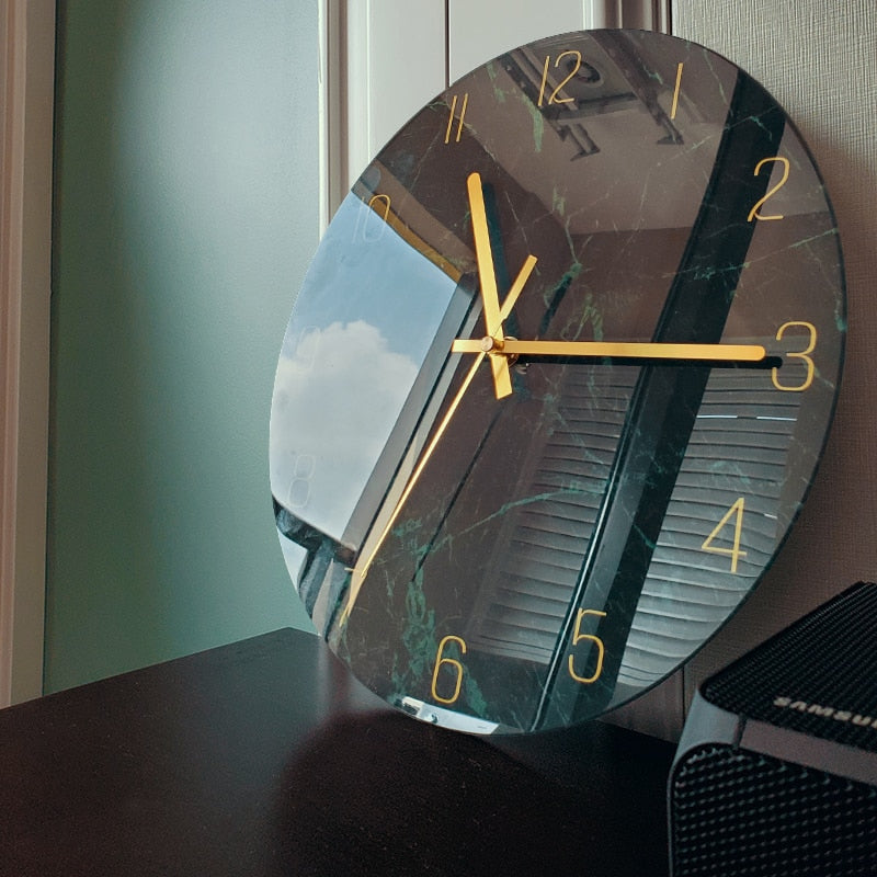 Lisslune | Elegant Wall Clock Made of Glass