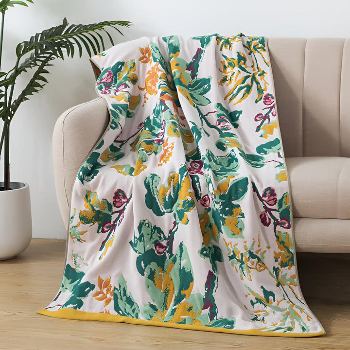 Lisslune | Nature’s Embrace Floral Bath Towel
