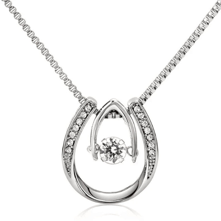Lisslune | Horseshoe Necklace