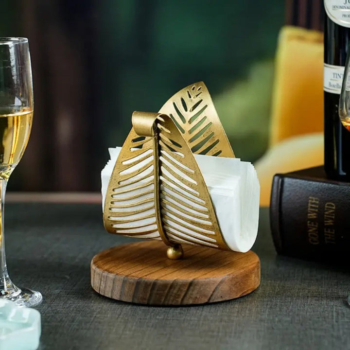 Lisslune | Iron Leaf Shape Tissue Holder
