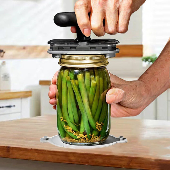 Lisslune | Labor-saving can opener