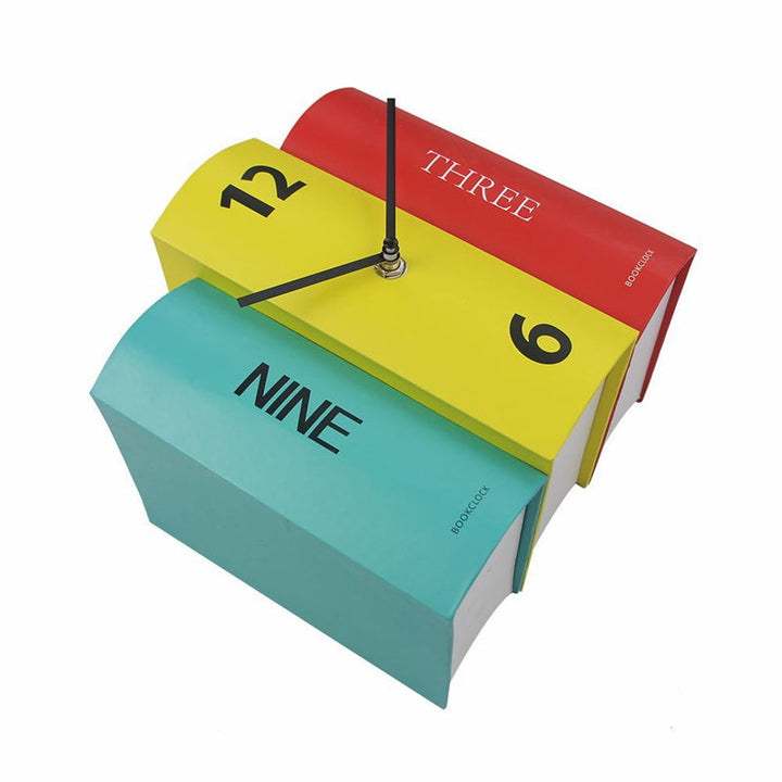 Lisslune | The Book Clock