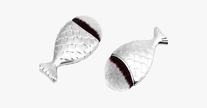 Lisslune | Pair of Fishtail Brushes – For Your Flawless Coverage