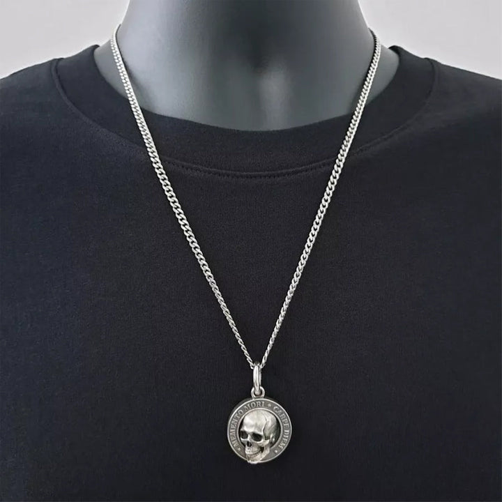 Lisslune | Memento Mori Skull Pendant