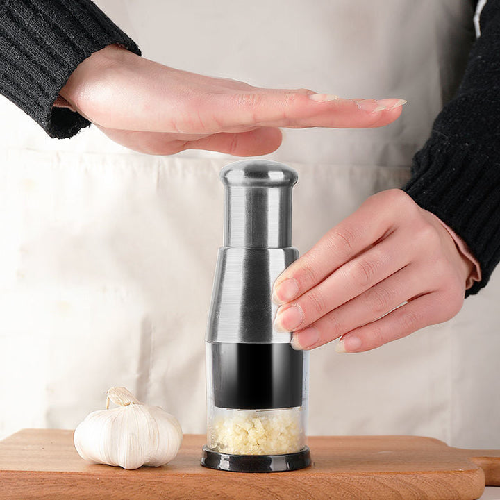 Lisslune | PressEase - Efficient Garlic Press for Quick Use