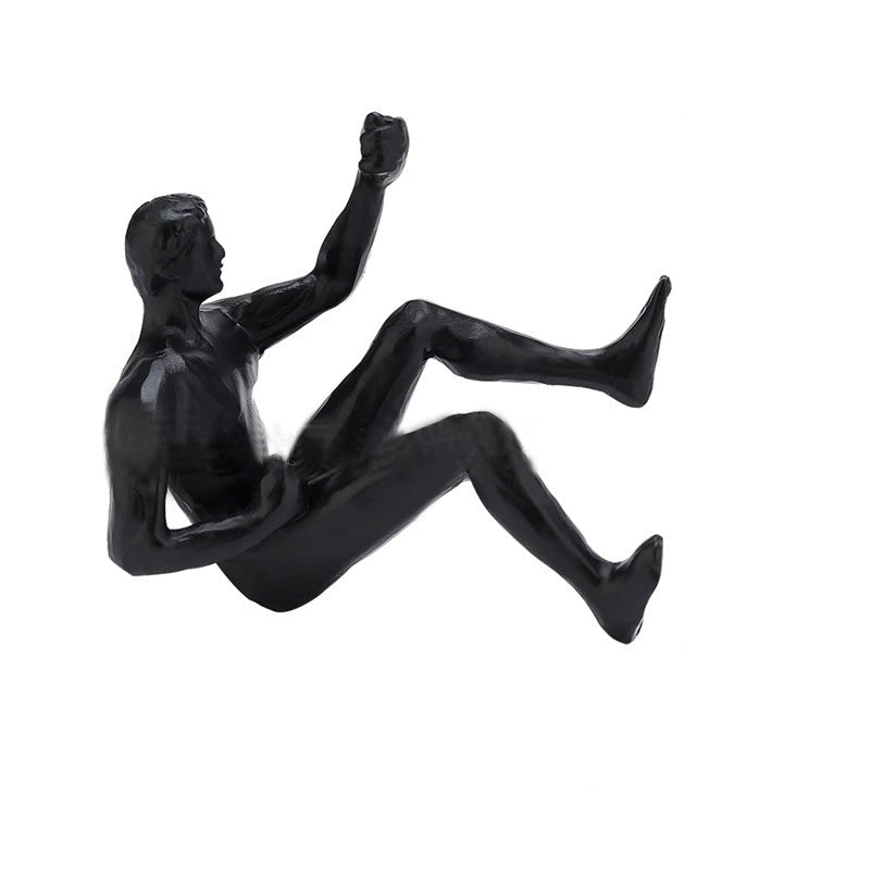Lisslune | Climbing wall hanging statues
