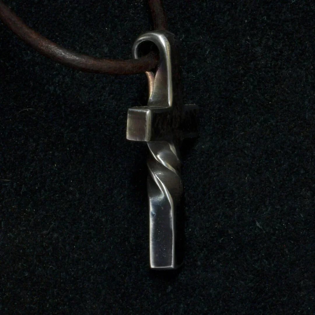 Lisslune | Handcrafted - Cross Necklace