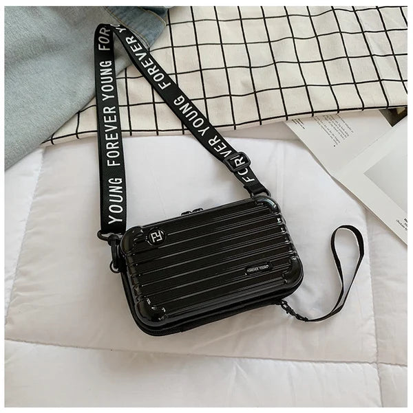 Lisslune | The stylish mini suitcase bag for all-day use
