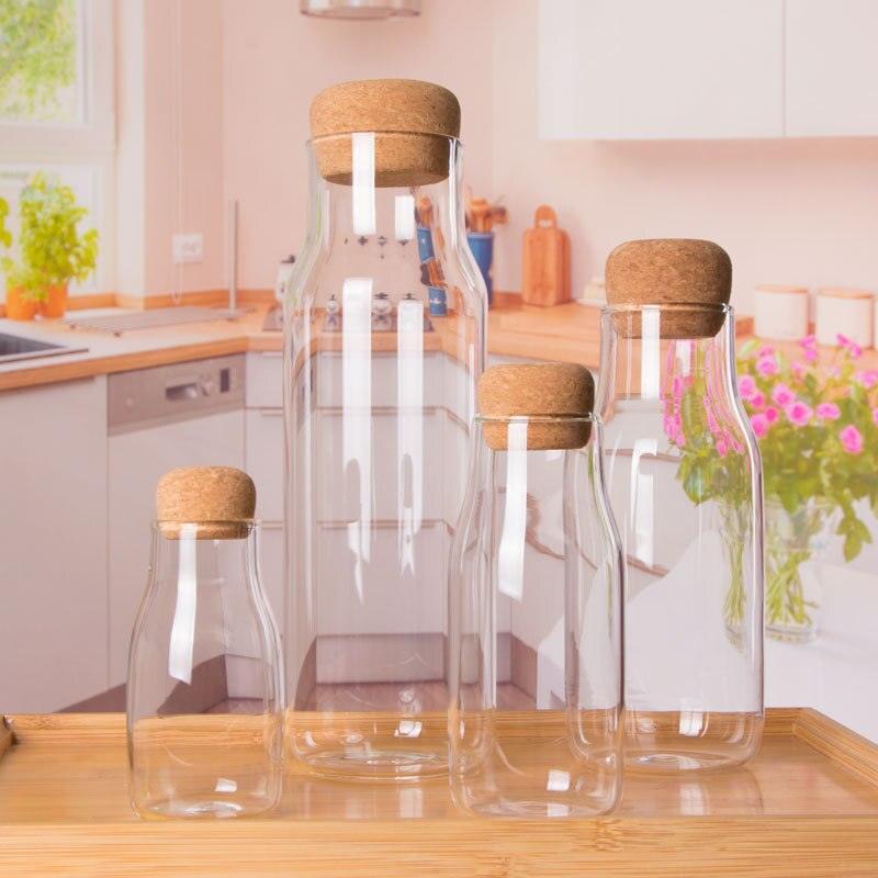 Lisslune | Elegant handmade glass drinking bottle with natural cork stopper - Ideal for hot and cold drinks