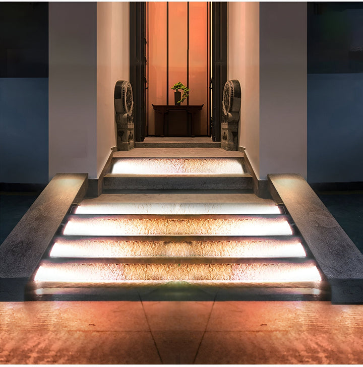 Lisslune | 2-Pack Triangular Solar Step Lights – IP67 Waterproof LED Outdoor Garden Lights