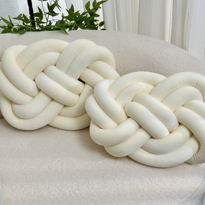 Lisslune | CozyKnot - Stylish Living Room Cushions
