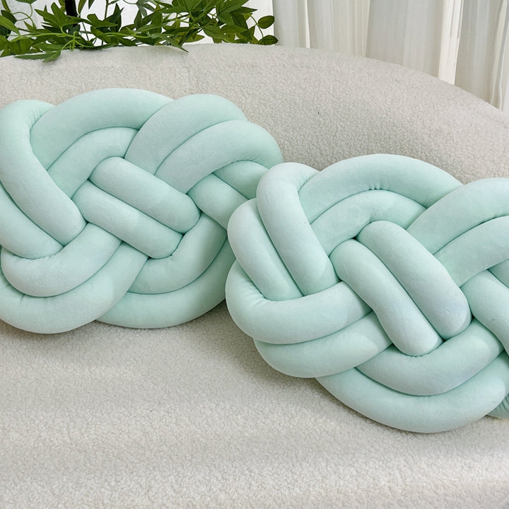 Lisslune | CozyKnot - Stylish Living Room Cushions