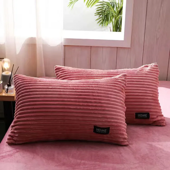 Lisslune | FluffyHaven Soft Plush Blanket – Ultimate Comfort & Warmth