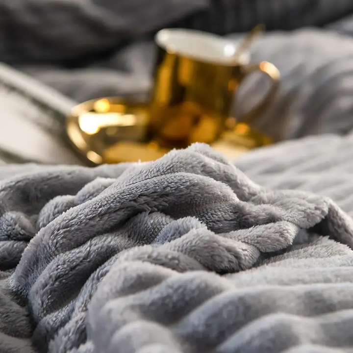 Lisslune | FluffyHaven Soft Plush Blanket – Ultimate Comfort & Warmth