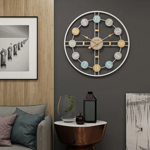 Lisslune | StilTijd – Large Vintage Wall Clock with Roman Numbers and Metal Frame