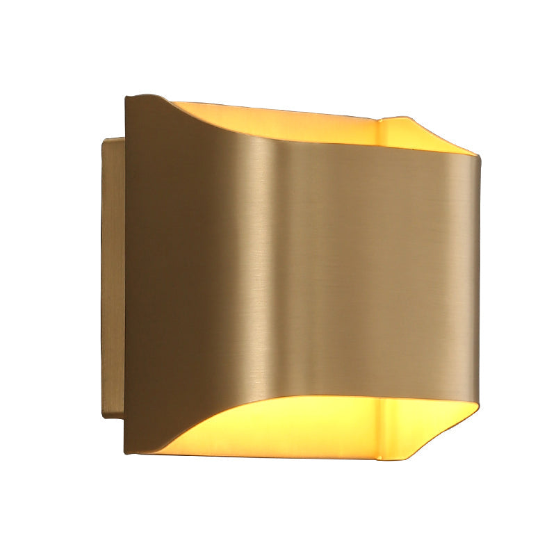 Lisslune | Modernism Cut Geometry Wall Lamp Metal LED Wall Lighting in Gold for Nightstands