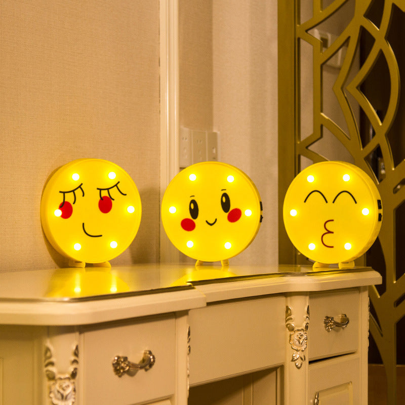 Skørter | Funny Emoji Expression Wall Light Modern Plastic Battery LED Yellow Nightstand Lamp
