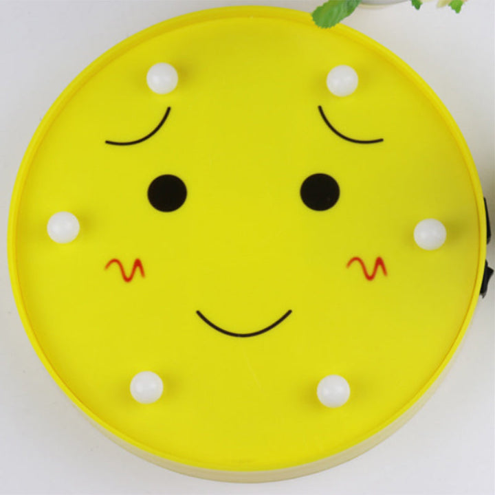 Skørter | Funny Emoji Expression Wall Light Modern Plastic Battery LED Yellow Nightstand Lamp