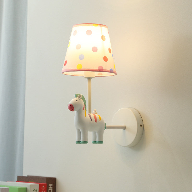 Skørter | Resin Horse Wall Lamp with Conical Shade Girl's Bedroom One Bulb Pretty Children's Wall Light